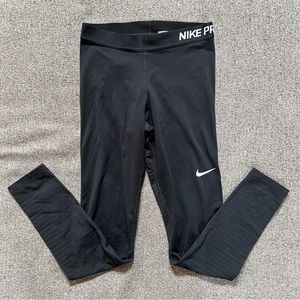 🔴 4 for $40 Bundle | Women’s Nike Pro leggings (Black) Size Medium 35” Long